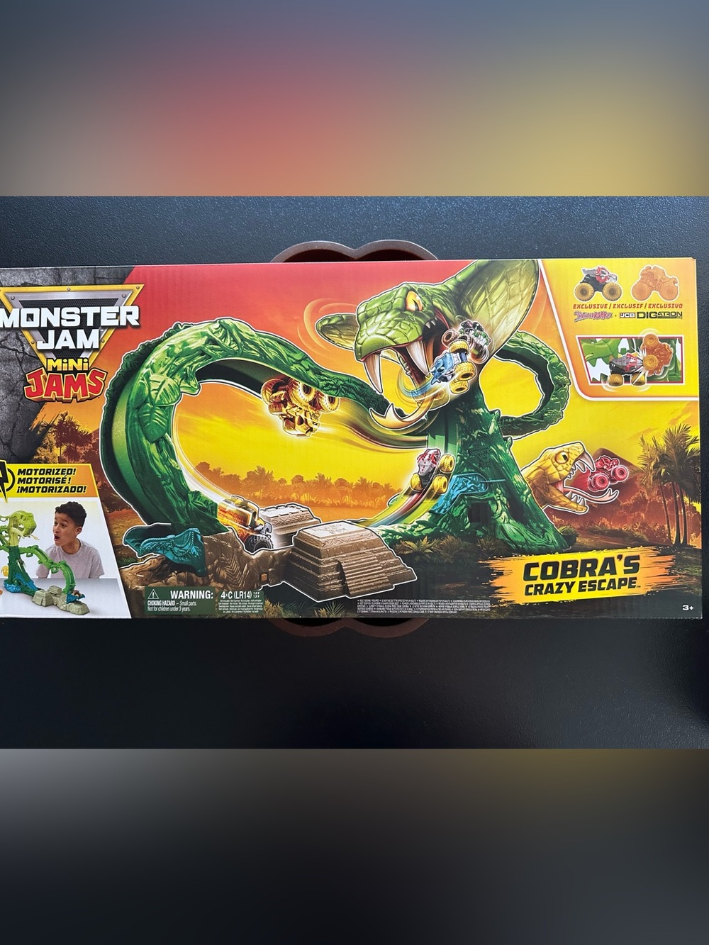 Monster Jam Mini Cobra’s Crazy Escape PlaySet